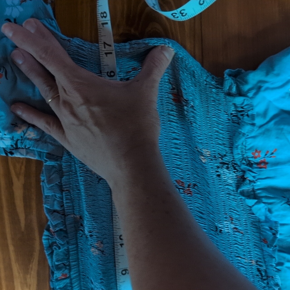 Madewell - Smocked Flutter-Sleeve Top in Aloha Floral - Picture 9 of 9